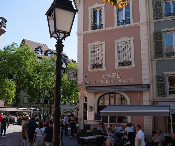 Secret Mama With Mobile Aircon, Including A Free Parking Space At 200 Meters Apartment Colmar