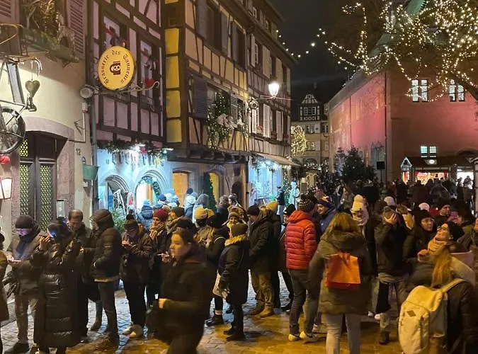 Apartment Secret Mama With Mobile Aircon, Including A Free Parking Space At 200 Meters